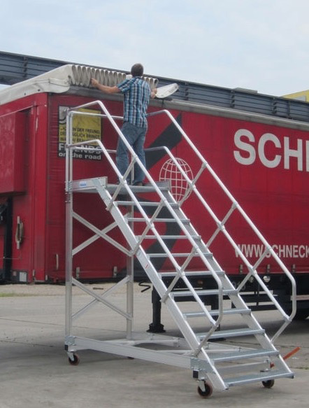 Stabilo® Treppe mit Plattform, fahrbar - Neigung 45° - Stufenbreite 60 cm - Höhe 3.23-3.44 m - 1 x 16 Stufen – Bild 4